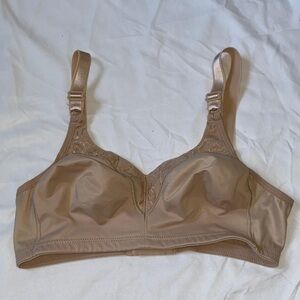 Bali Light Brown Lace Accent Bra
